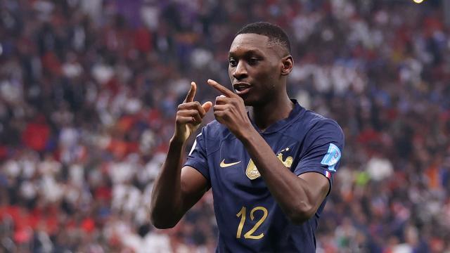 足球免费直播在线观看-【人物】穆瓦尼：法国群星阵中，朴实的平民英雄